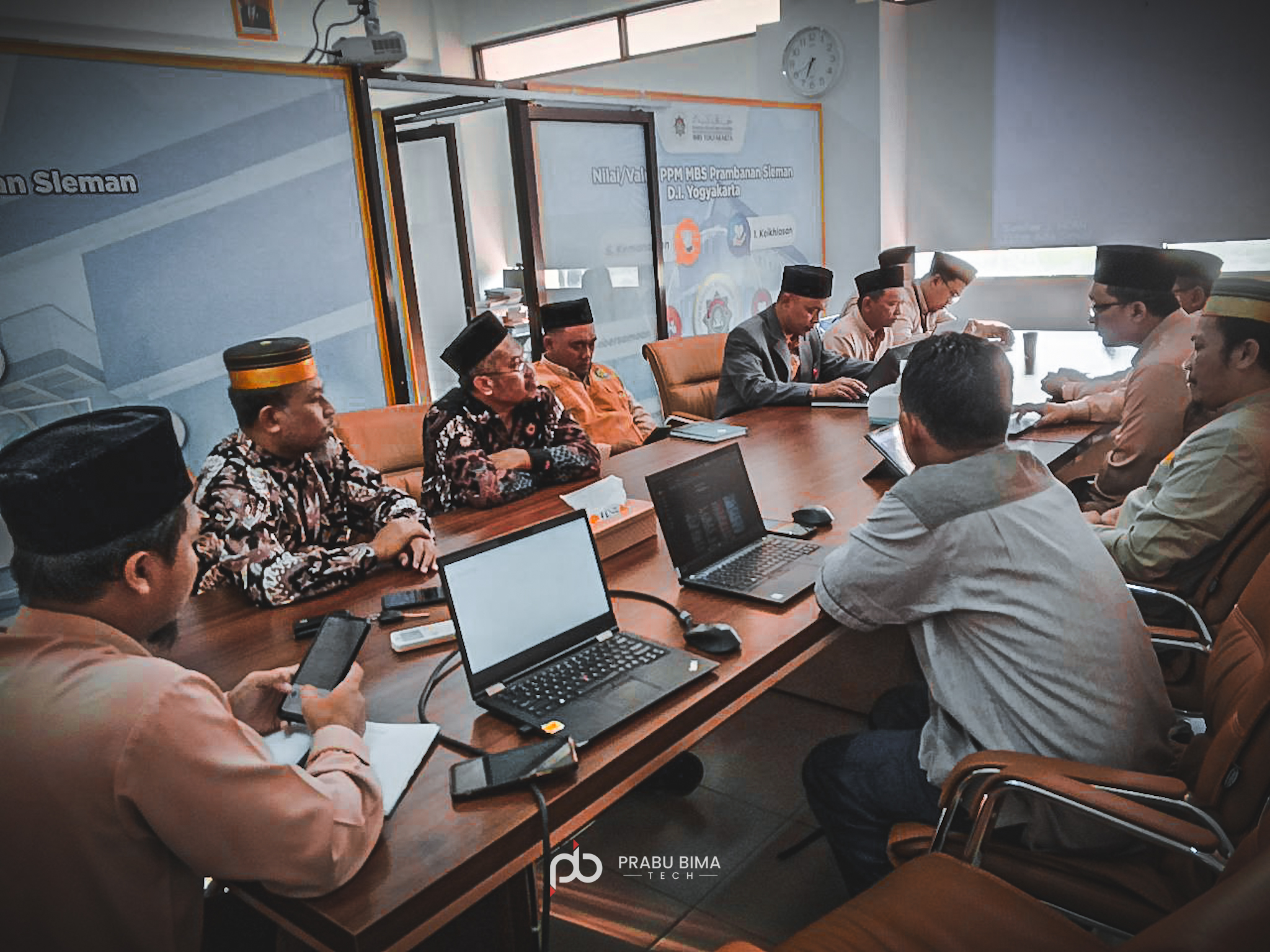 Evaluasi Penggunaan Aplikasi Sakutren MBS Yogyakarta Menuju Sistem Manajemen Terpadu yang Efisien dengan Solusi Teknologi CV Prabubima Tech